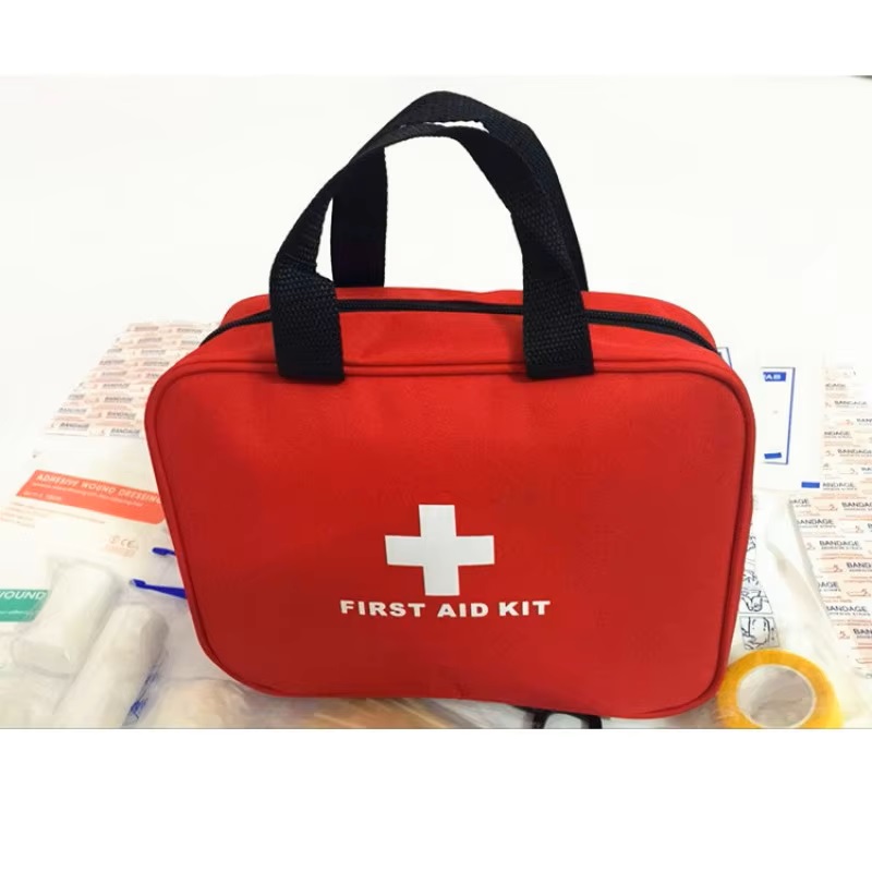 First Aid Kit with Compact and - First Aid Bag Kit recensie en prijs